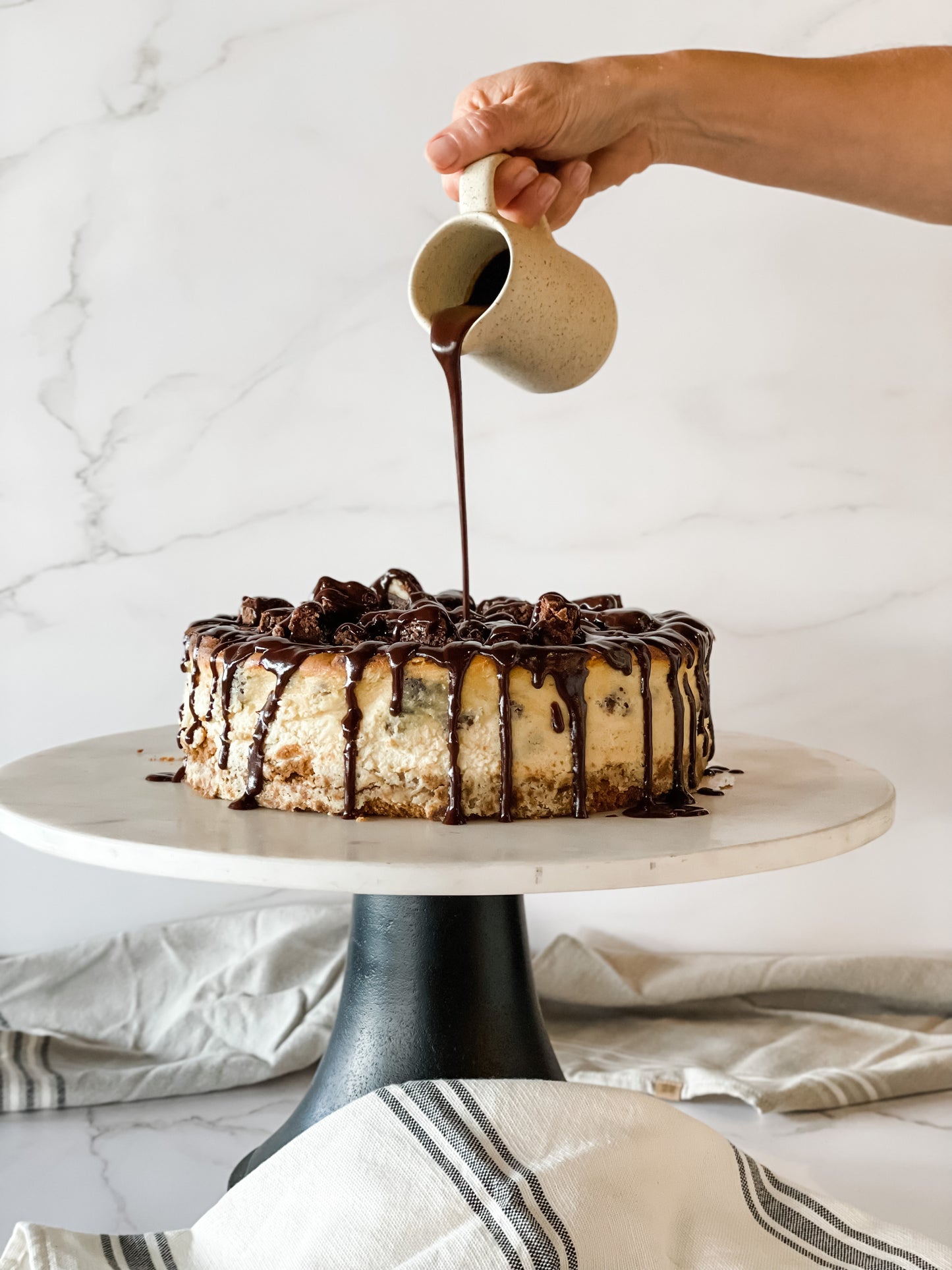 Cheesecake relleno de Brownie